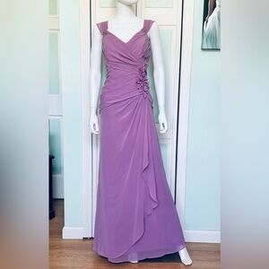 Size 10 Light Purple Lavender Lilac Mother of Bride Groom Gown Dress Chiffon